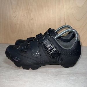 Giro Manta R Cycling Shoes Black / Purple Accent Women;s 8 UK 6 EURO 39.5